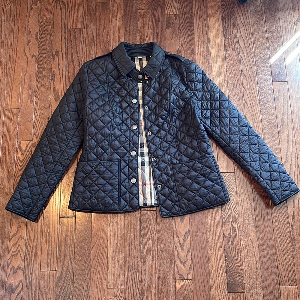 Woman’s Burberry Quilted Jacket Size Medium